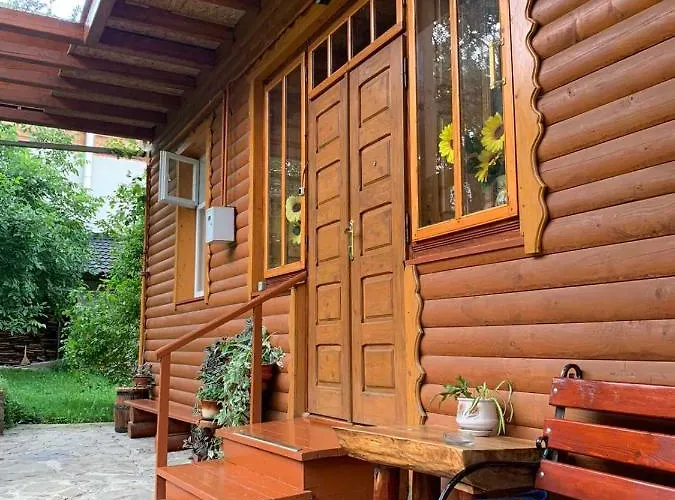 приватна яблуневий сад 1 Yaremche