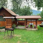 приватна яблуневий сад 1