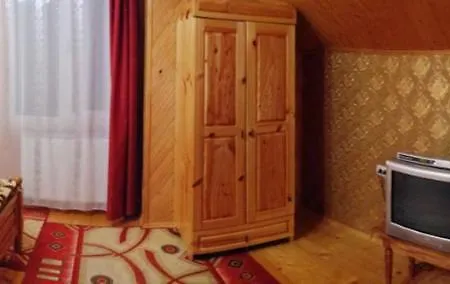приватна яблуневий сад 1 Yaremche